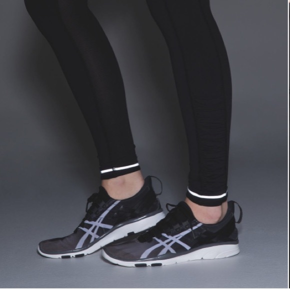 Lululemon Ruched Ankle Speed Tight - Picture 2 of 6